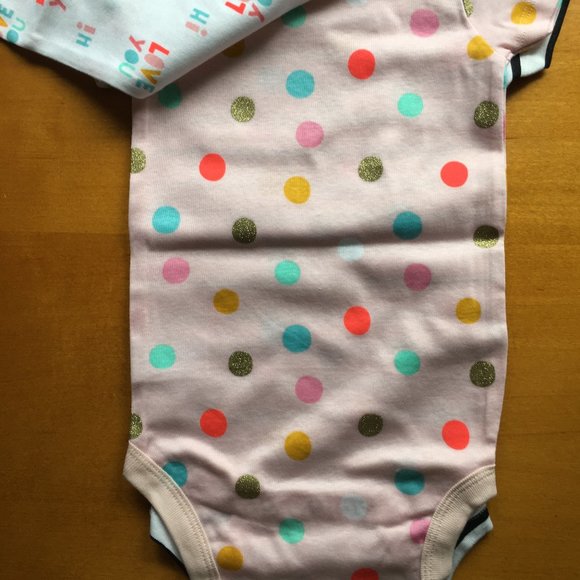 Gerber "Hello" Onesies - 3 pack - 12M - Picture 3 of 3